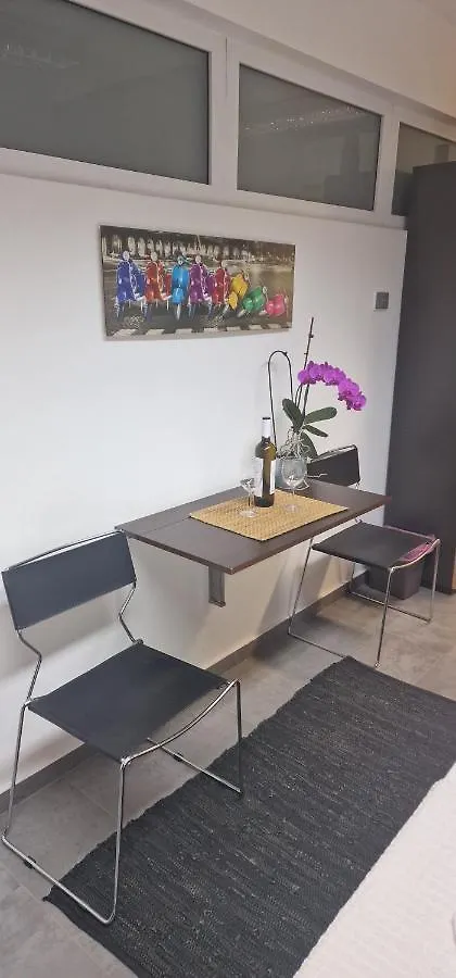 Cosy Studio In Pilea Θεσσαλονίκη 0*,